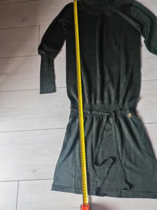 Abito verde collo alto