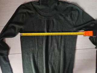 Abito verde collo alto