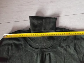 Abito verde collo alto