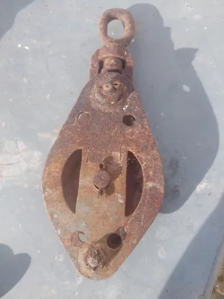 Carrucha de pozo o para obras