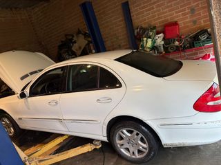 Mercedes-Benz Clase E 2006