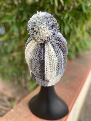 Cappello uncinetto artigianale pezzo unico