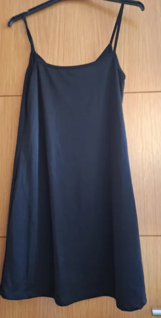 Vestido floral Stradivarius Talla M