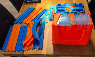 Pista Hot Wheels con coches