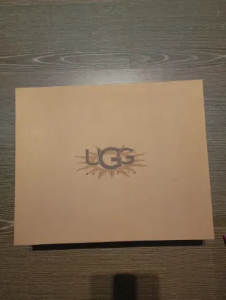 Botas UGG Mujer Gris