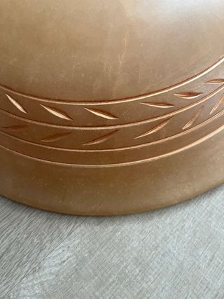 Plafón de alabastro con detalles dorados