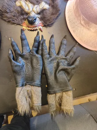 Disfraz Manoplas Garras Hombre Lobo