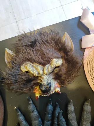 Disfraz Manoplas Garras Hombre Lobo