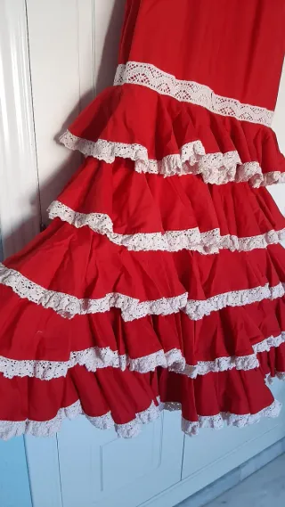 Vestido Flamenca Rojo con Volantes