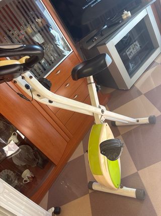 Bicicleta Estática Plegable