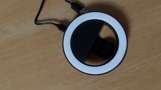 Mini anello luminoso per smartphone