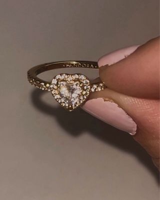 Anillo Pandora Corazón Dorado