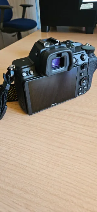 Cámara Mirrorless Nikon Z5 Full Frame