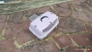 Transportín para mascotas gris y rosa