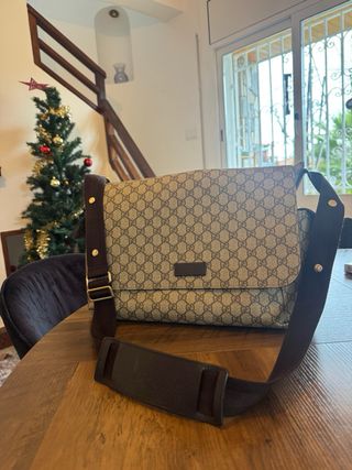 Bolso Gucci GG Supreme Baby / Mensajero Auténtico