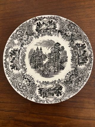 Antigua pareja de platos de La Cartuja de Sevilla