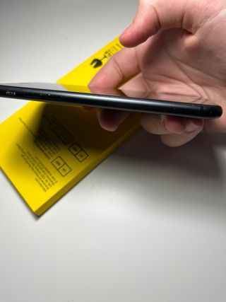 iPhone SE 2020 Negro + FUNDAS