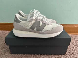 Zapatillas New Balance 237 malva/blanco Nuevas