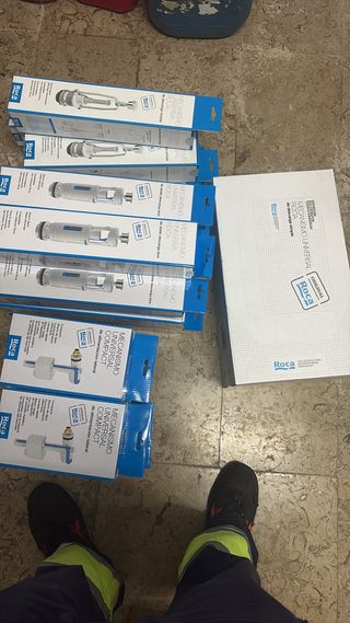 Lote 20 Mecanismos Descarga Roca Universal