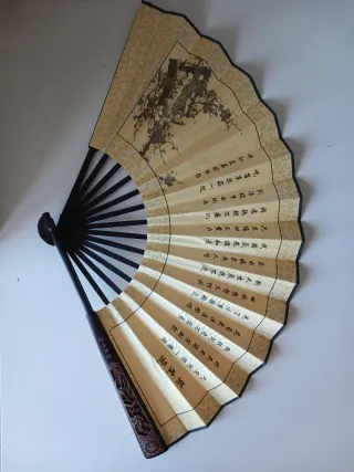 Gran abanico asiático de madera