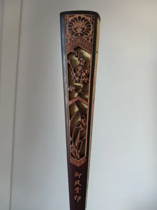 Gran abanico asiático de madera