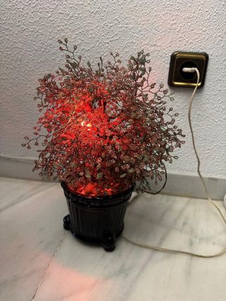 Precioso Bonsái decoratívo con luz.