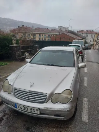 Mercedes-Benz Clase C 2001