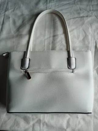 Bolsos Negro y Blanco