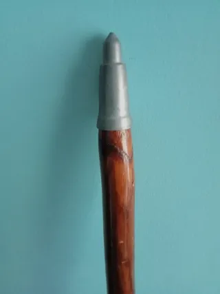 Bastón de madera con cabeza de caballo