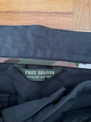 Pantaloncini da escursionismo invernali grigi