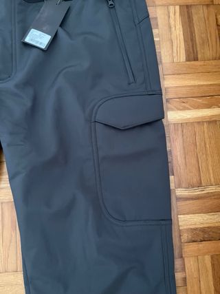 Pantaloncini da escursionismo invernali grigi