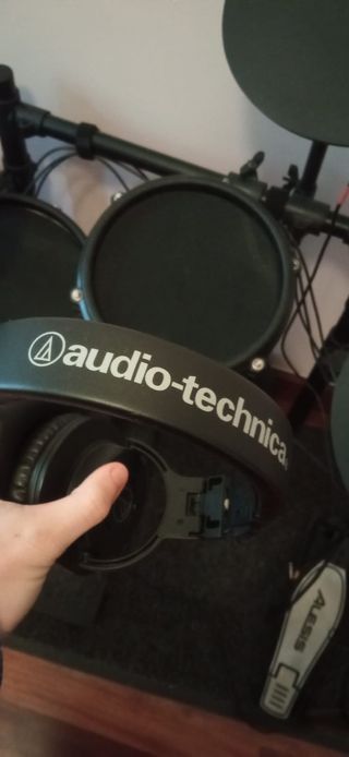 Bateria eléctrica Alesis Nitro Mesh+Insonorizador