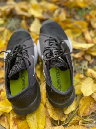 Deportivas Nike Superrep Negras y Blancas