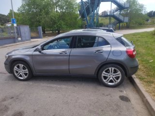 Mercedes-Benz GLA 2015