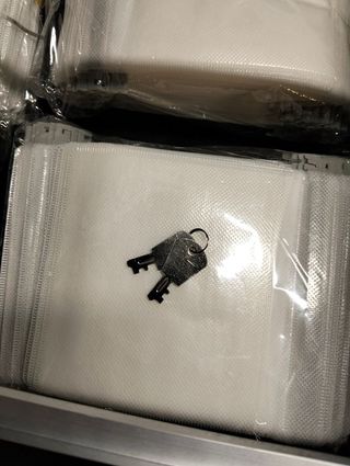 Maletín aluminio MediaRange BOX78 para 1000 CD/DVD plata