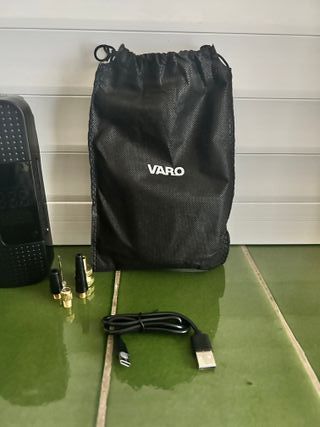 Inflador eléctrico VARO con batería