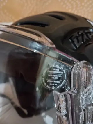 Casco hockey patines talla M