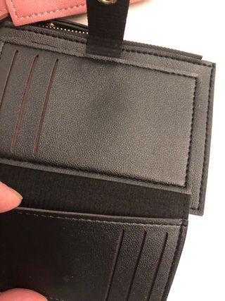 Portacarte e portamonete  mai usati