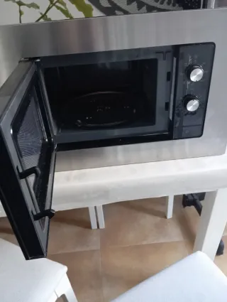 Microondas empotrable Balay