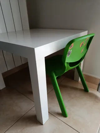 Cadeira escolar verde