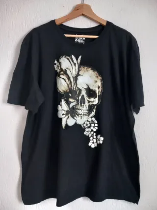 Camiseta Nike Vintage Calavera Flores Negra