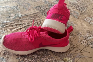 Zapatillas Nike Roshe Run Mujer Rosa