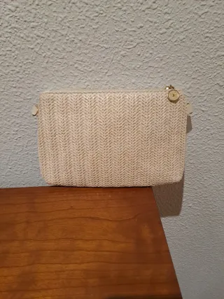 Bolso de mano o colgar beige