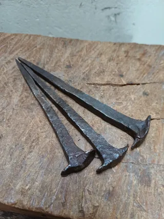 Clavos forja antiguos grandes,llote