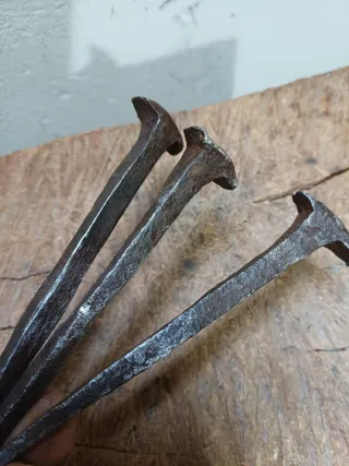 Clavos forja antiguos grandes,llote
