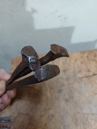 Clavos forja antiguos grandes,llote
