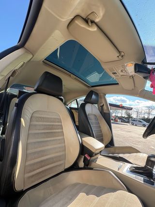 Volkswagen Passat CC 2009