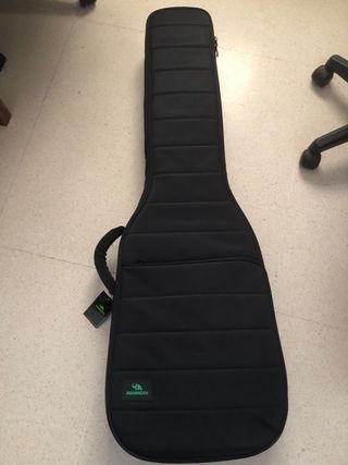 PACK BAJO ELECTRICO SQUIER CASCOS ACCESORIOS