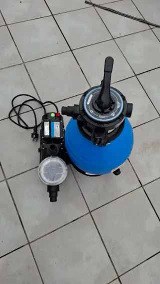 Bomba depuradora arena piscina Monzana 25L