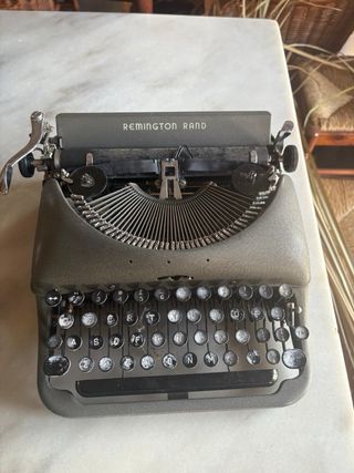 Máquina de escribir Remington Rand